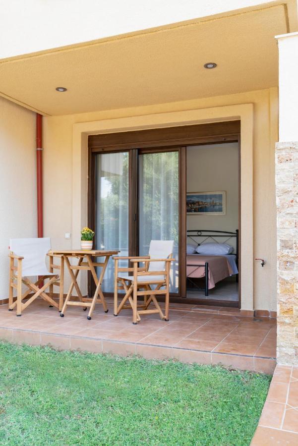 Alexandros Maisonettes Nea Moudania Dış mekan fotoğraf