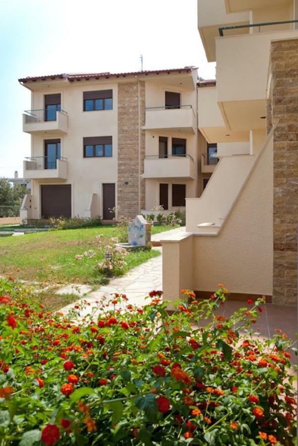 Alexandros Maisonettes Nea Moudania Dış mekan fotoğraf