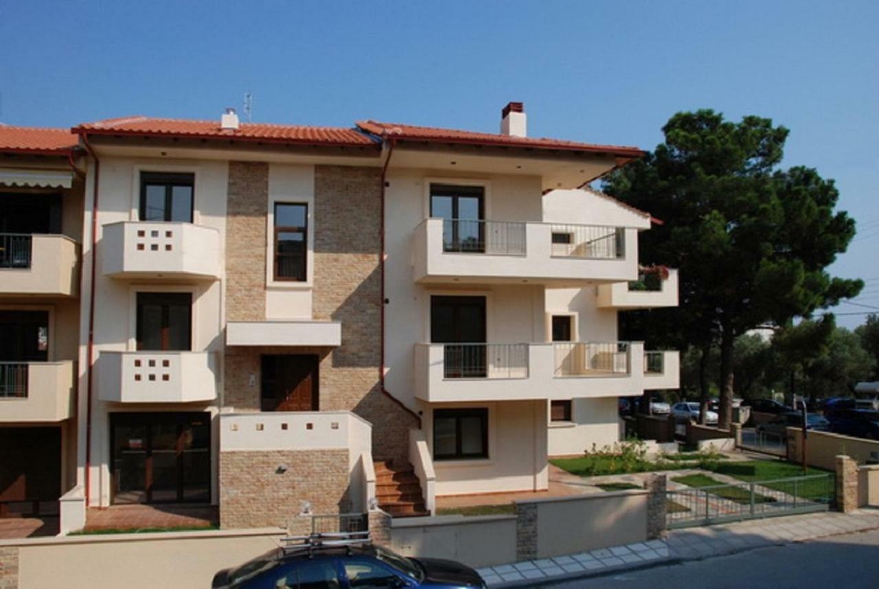 Alexandros Maisonettes Nea Moudania Dış mekan fotoğraf